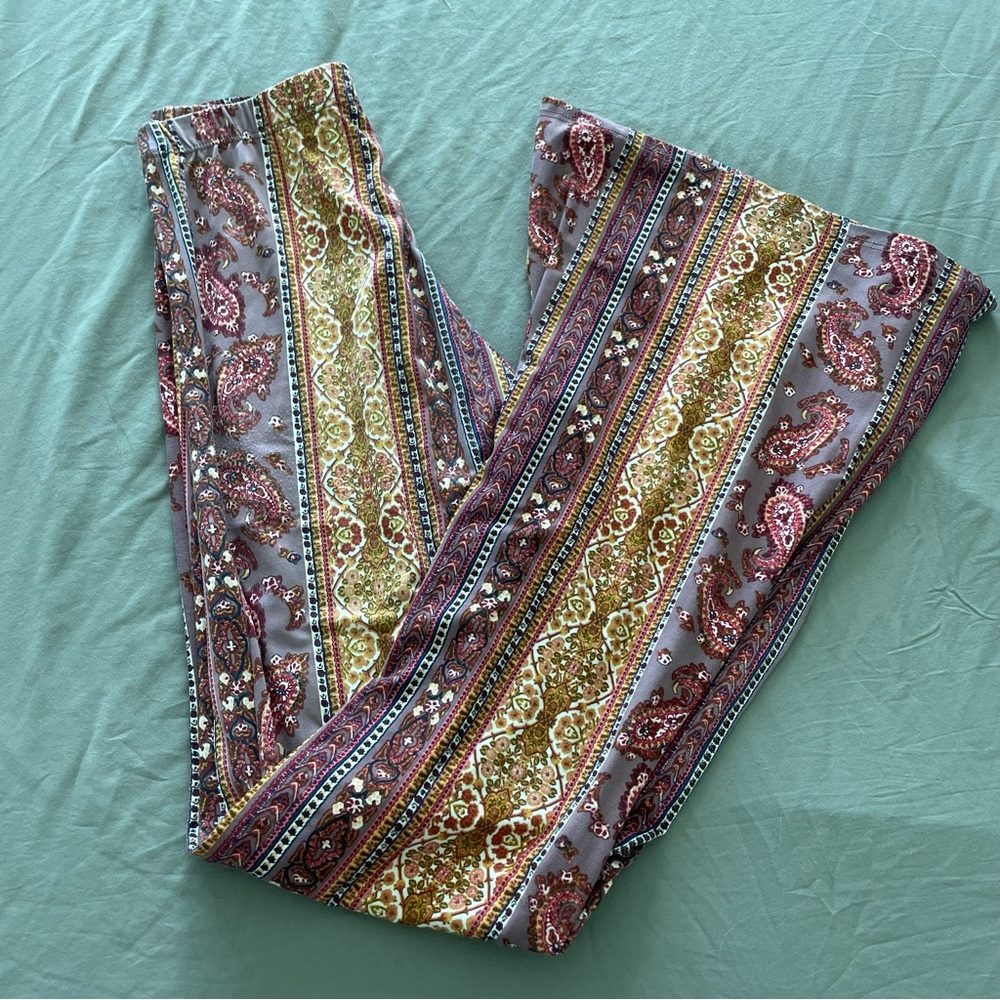 Windsor Stretch Flare Paisley Print Pants